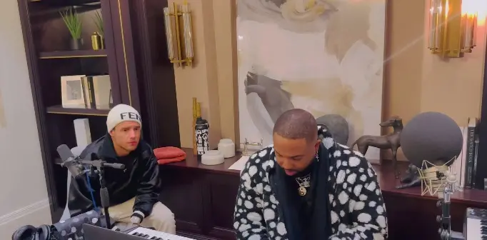 Liam Payne e Sam Pounds escreveram juntos a música 