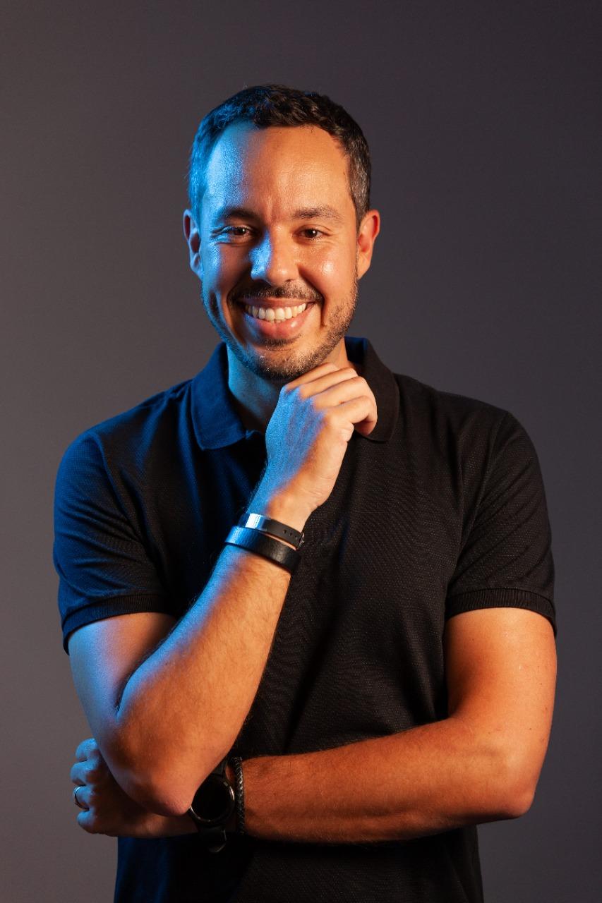 Gustavo Caetano é CEO e fundador da Samba