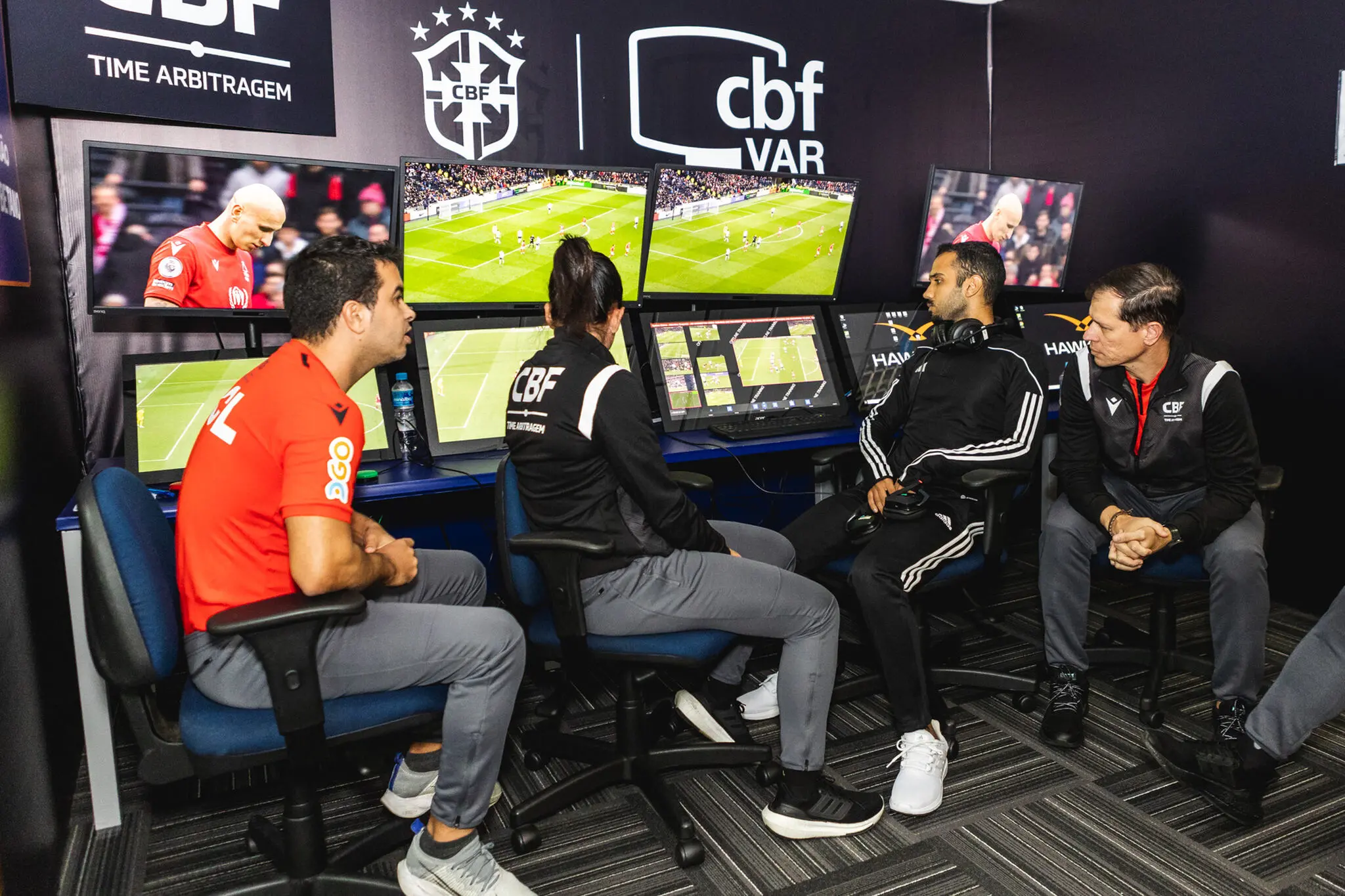 Foto de Árbitro de vídeo (VAR)