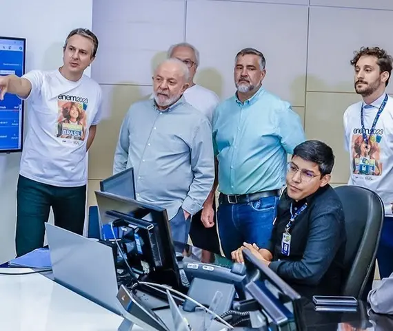 Página com o tema da redação do Enem 2024 vaza antes do horário ...