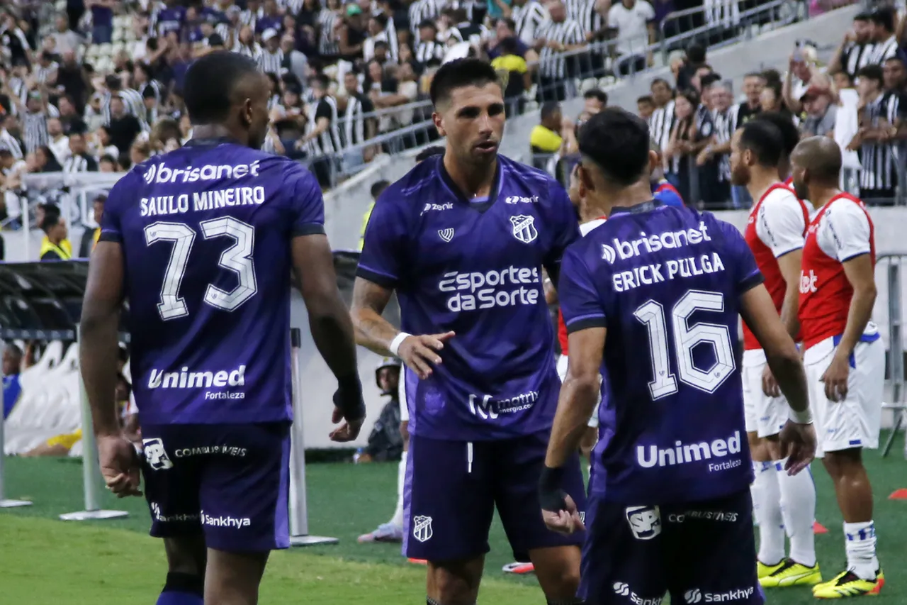 Mugni marcou o segundo do Vozão no jogo no Castelão