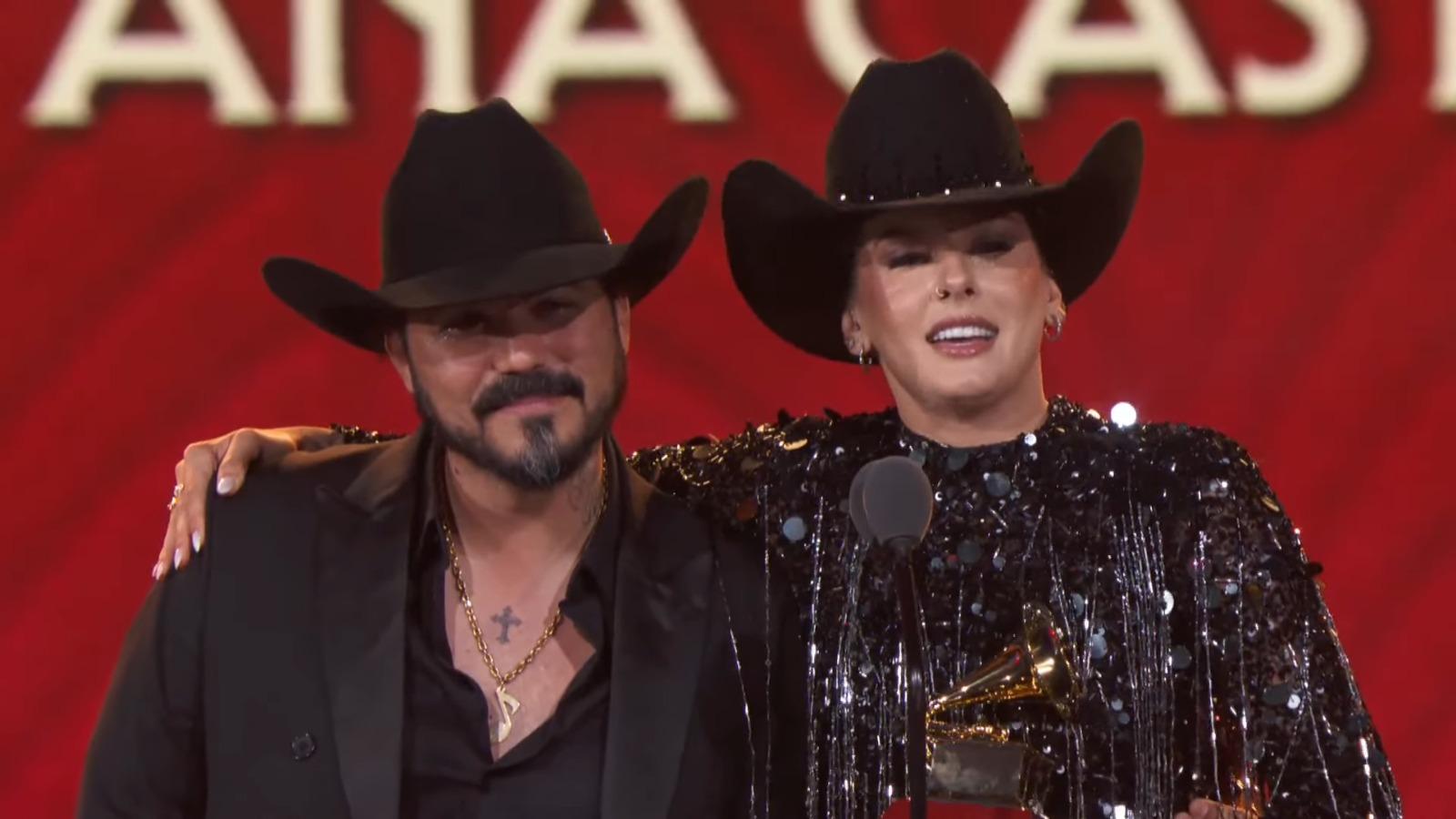 Ana Castela vencendo Grammy Latino