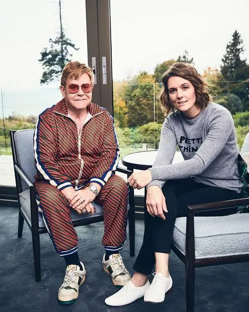 Elton John e Brandi Carlile