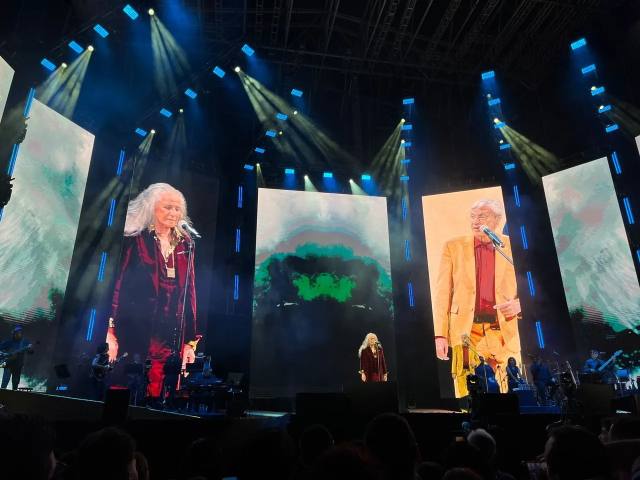 No palco filhos de Dona Canô
