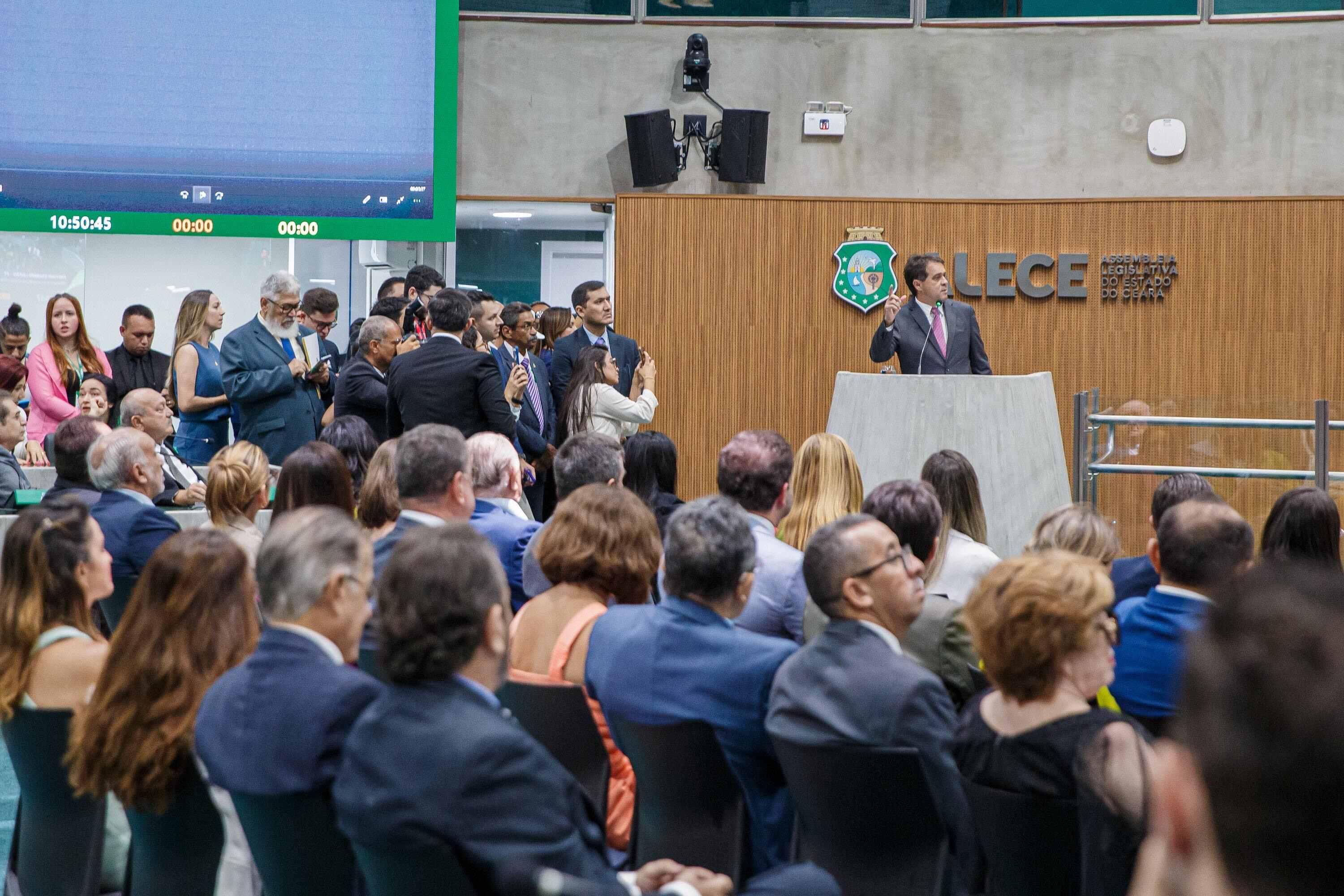 Plenário 13 de Maio