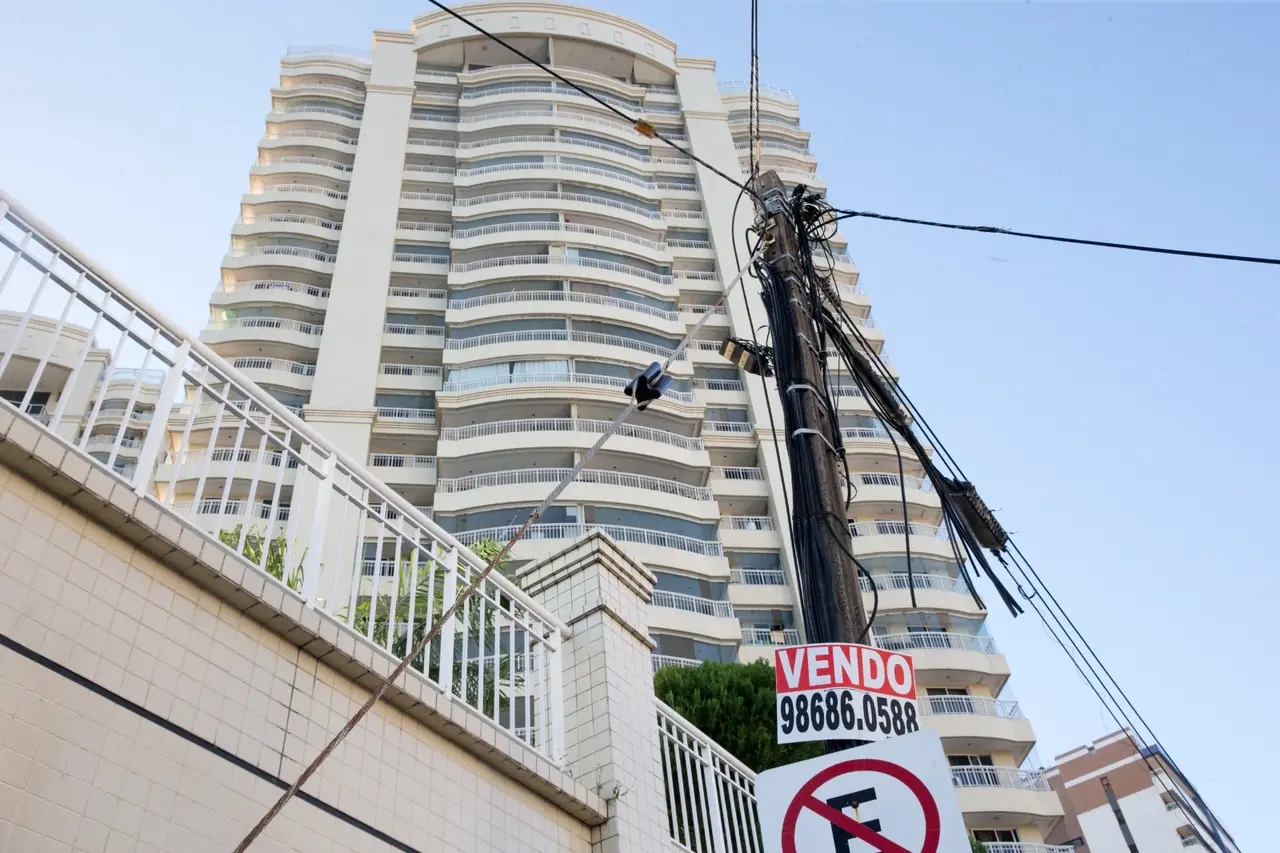 prédio no bairro de fátima, em fortaleza