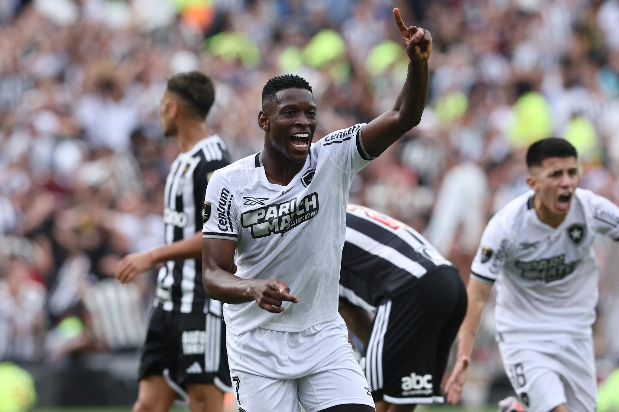 Foto de Luiz Henrique durante Atlético-MG x Botafogo na final da Libertadores 2024