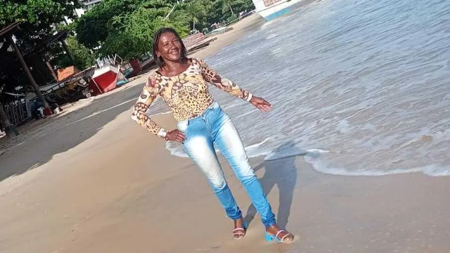 Mulher foi morta por disparos de arma de fogo