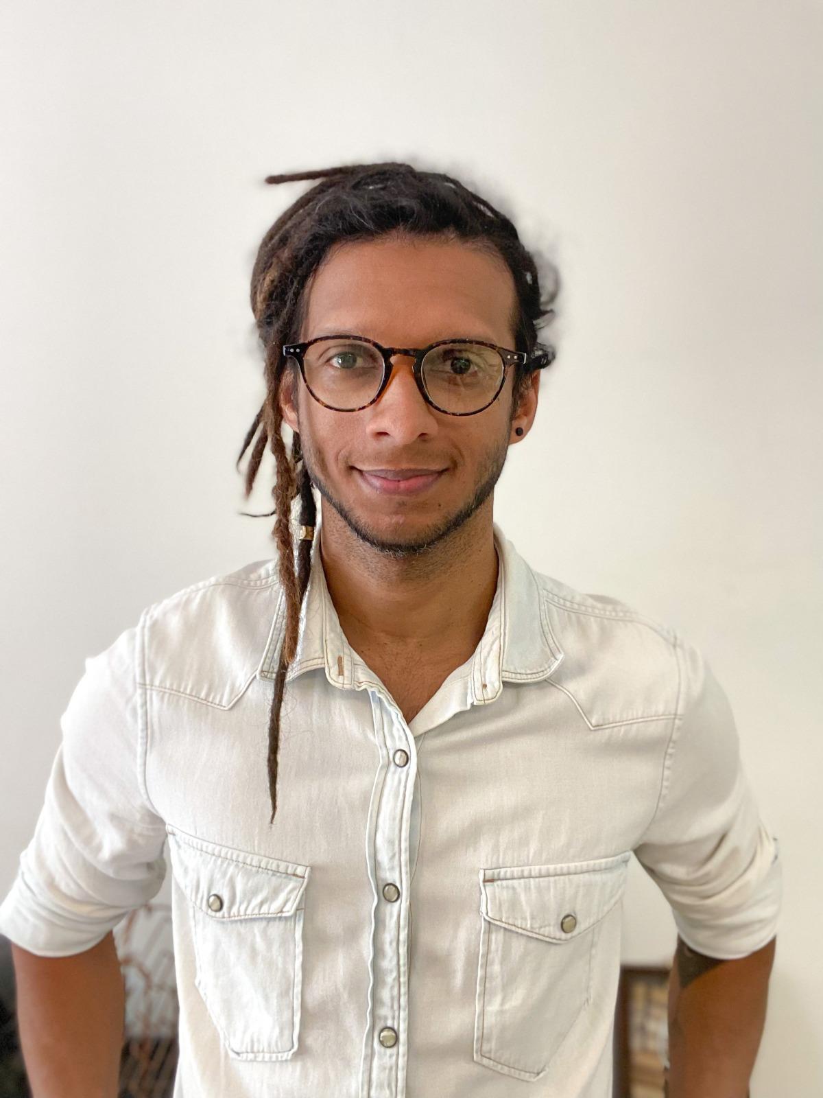 Jorge Lima é estrategista do Grupo Azilados