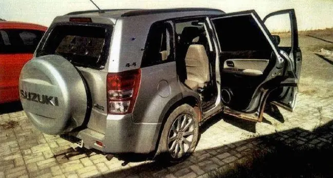 Veículo Suzuki Vitara foi utilizado por criminosos que atiraram contra PMs em Quixadá, em junho de 2016