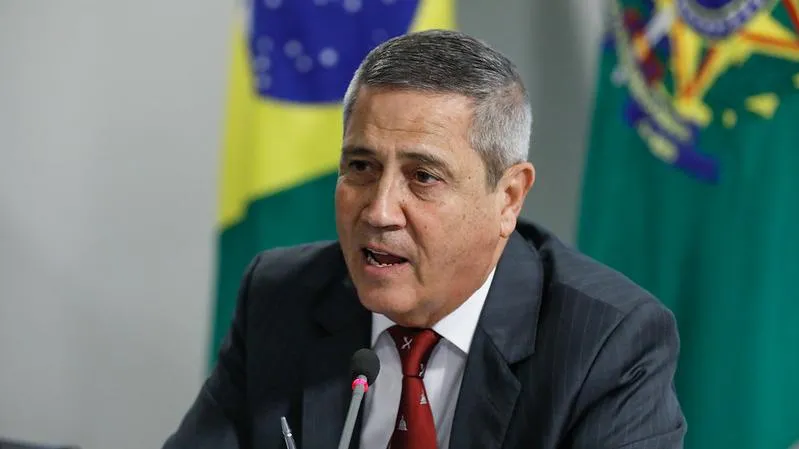 Braga Netto foi preso no Rio de Janeiro