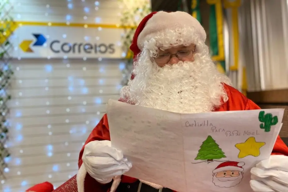 Adoção de cartinhas para Papai Noel dos Correios vai até amanhã 17 no Ceará; veja como participar