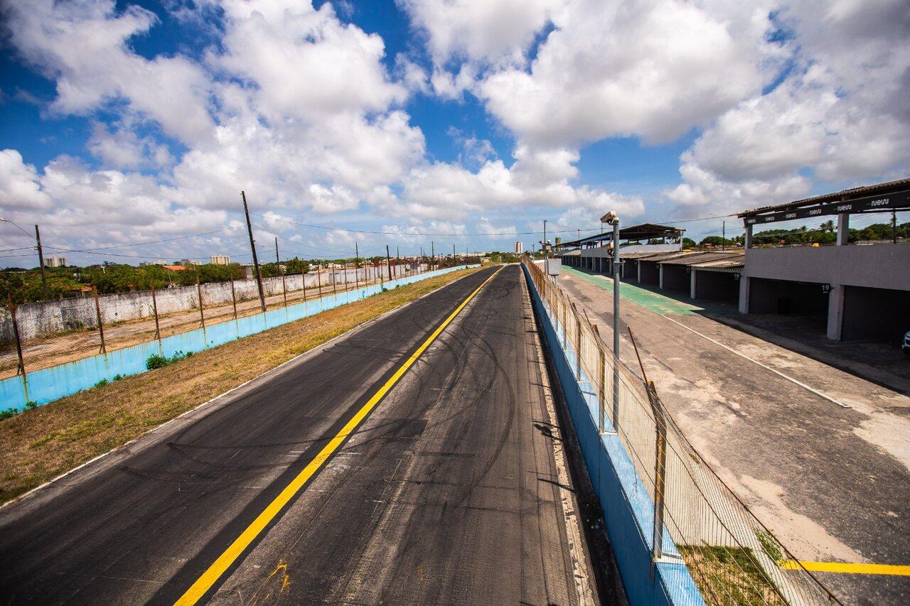 foto do autódromo do Eusébio