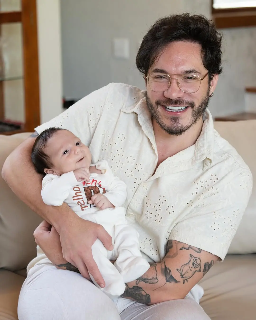 Eliezer e o filho, Ravi