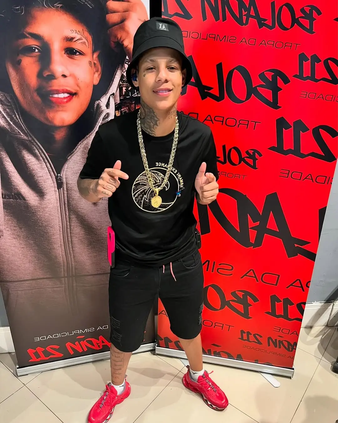 MC Boladin 211 tem mais de 1,3 milhão de seguidores nas redes sociais