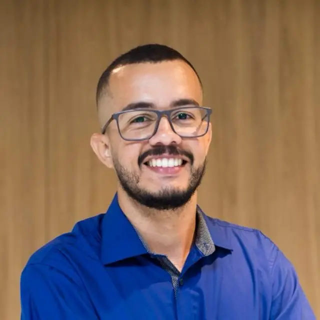 Rodrigo Nascimento é fisioterapeuta esportivo e sócio especialista da Sociedade Nacional de Fisioterapia Esportiva e da Atividade Física - SONAFE