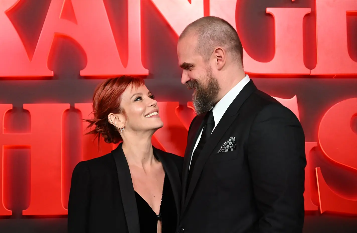 Os dois foram vistos juntos pela primeira vez ainda em 2019 e se casaram em setembro do ano seguinte, em Las Vegas