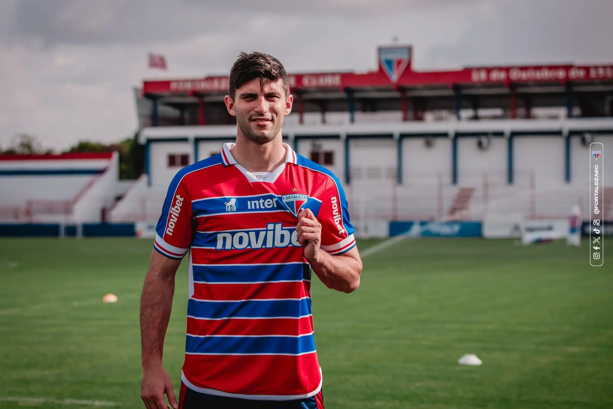 Foto de Kuscevic, que disputou a temporada 2024 pelo Fortaleza