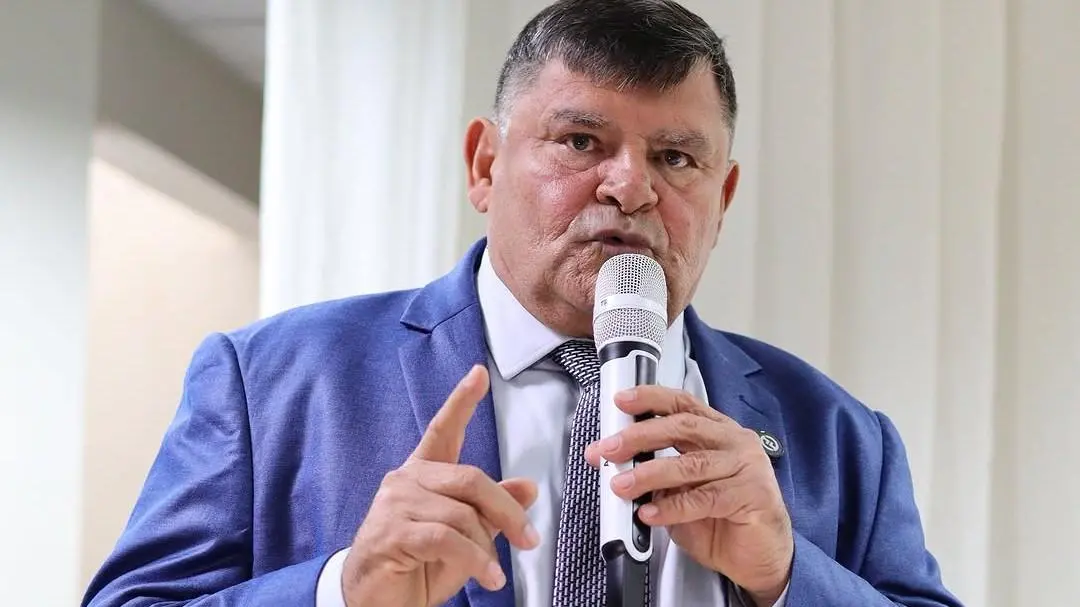 Braguinha durante discurso