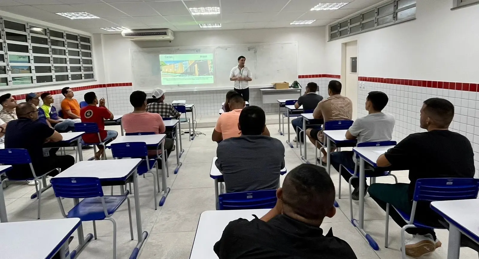 Interessados podem participar de capacitações de forma presencial e online