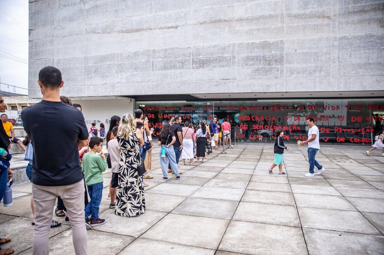 Famílias lotam a Praça do MIS para participar das sessões