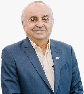 Presidente do Sistema OCB/CE, engenheiro agrônomo e especialista em Gestão de Cooperativas e vice-presidente da Federação dos Sindicatos e Organizações das Cooperativas dos Estados da Região Nordeste (FECOOP/NE)