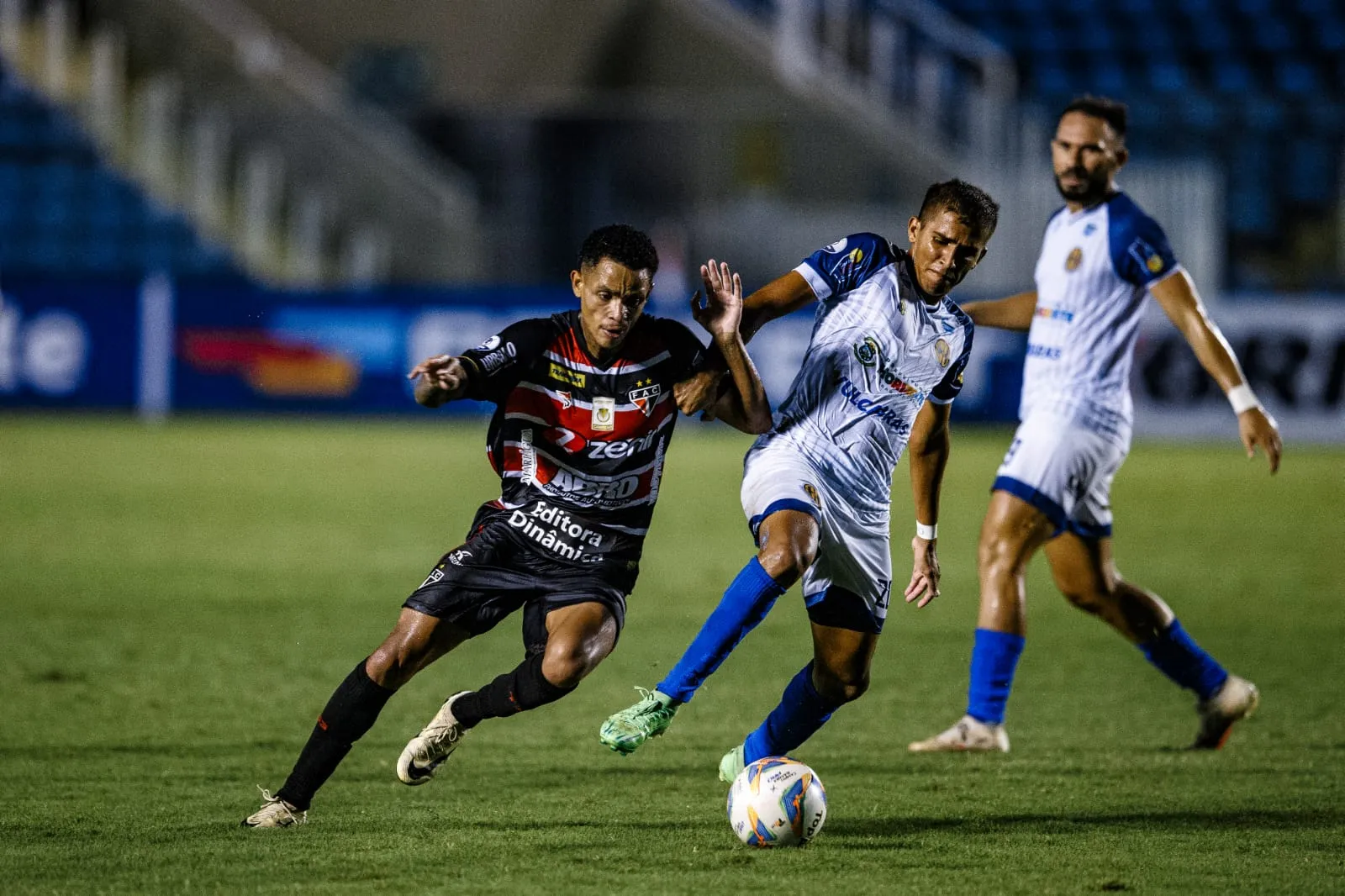 Os jogadores do Ferroviário foram vaiados na estreia do Campeonato Cearense