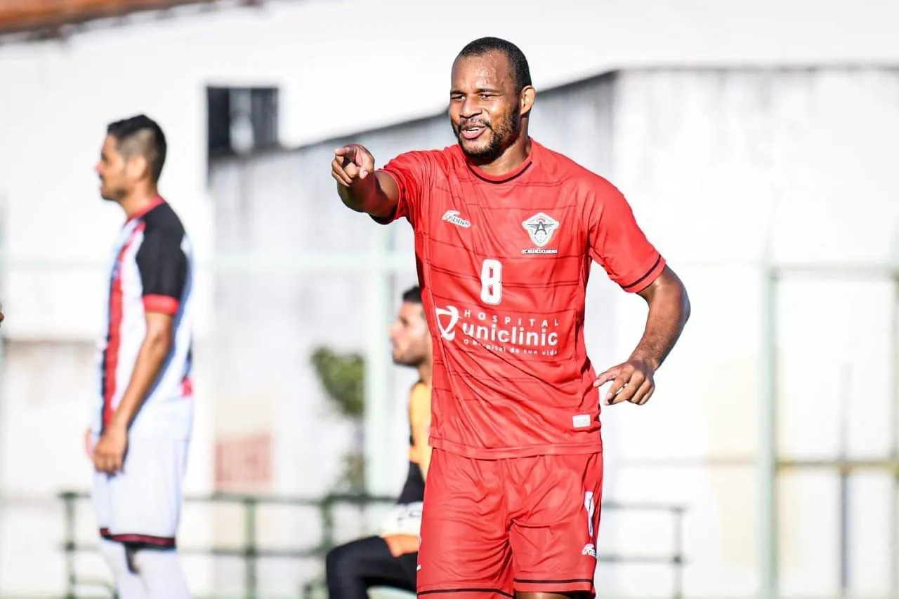 Olavio teve boas passagens por clubes cearenses, entre eles o Atlético