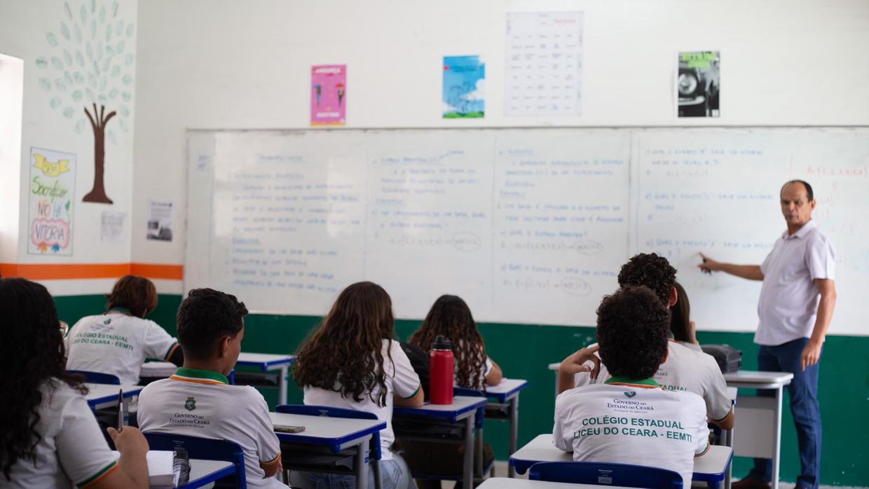 Foto: Thiago Gadelha O VAAR é um recurso extra disponibilizado a partir de uma série de critérios e dentre eles os resultados na redução de desigualdades educacionais.