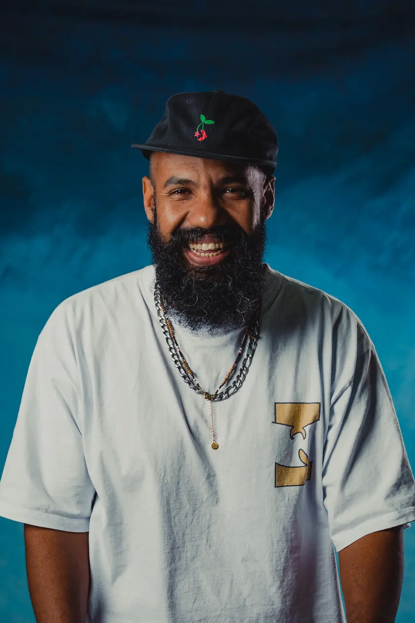 Além de liderar o BaianaSystem, Russo Passapusso tem atuado como tutor na Escola Porto Iracema das Artes