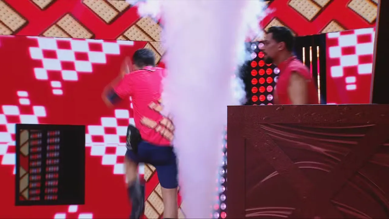 João Pedro foi surpreendido por fumaça do palco em festa do BBB