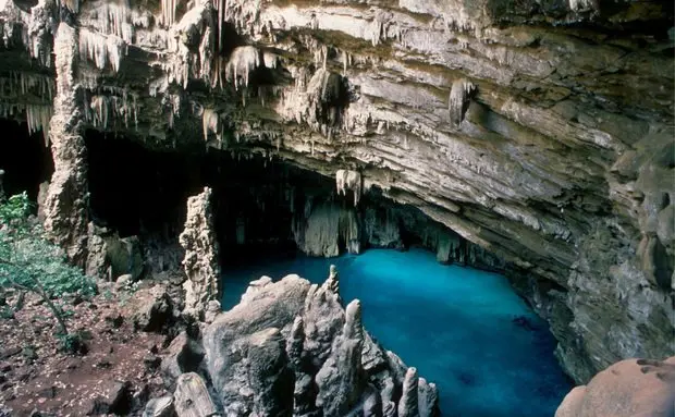Gruta Azul, em Nobres (MT)