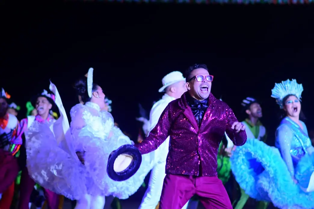 Serginho em apresentação da Junina Beija-flor