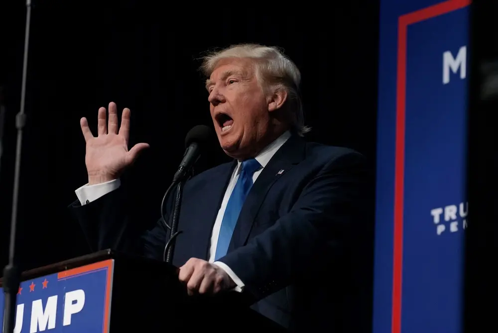 Donald Trump discursando