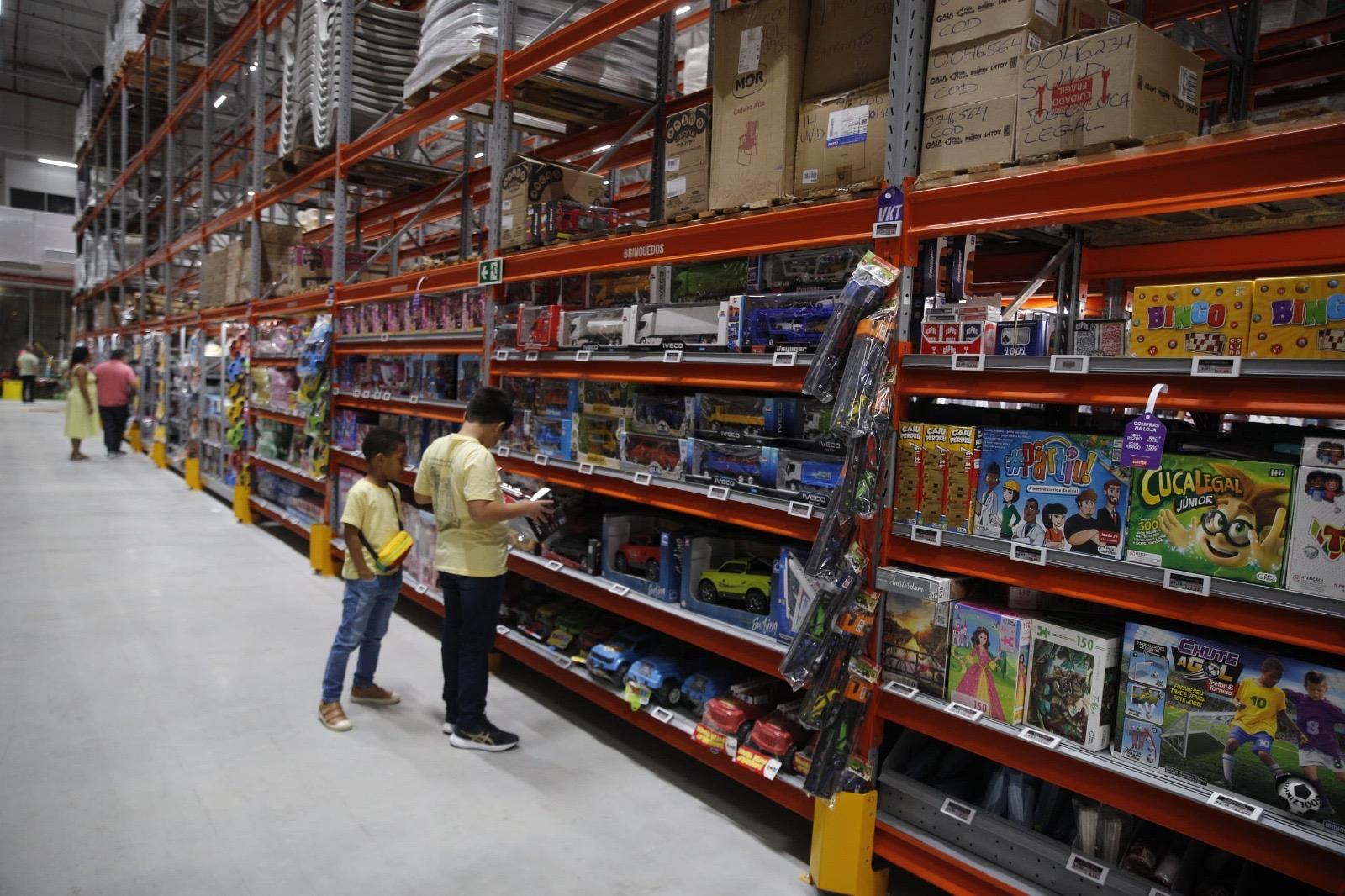 Foto do interior de uma unidade de rede VemKiTem, do Grupo Bartolomeu