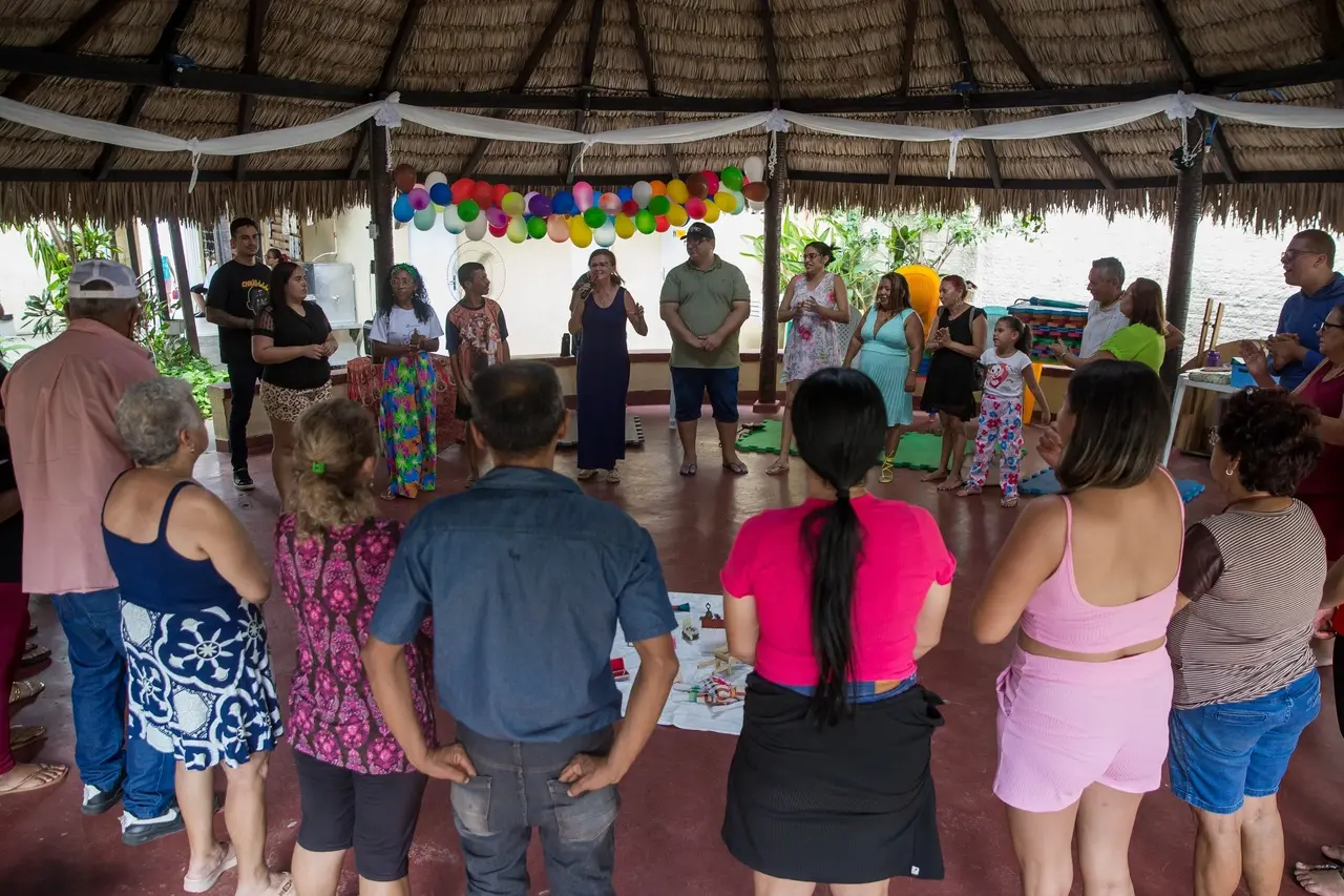 Reunião para arteterapia