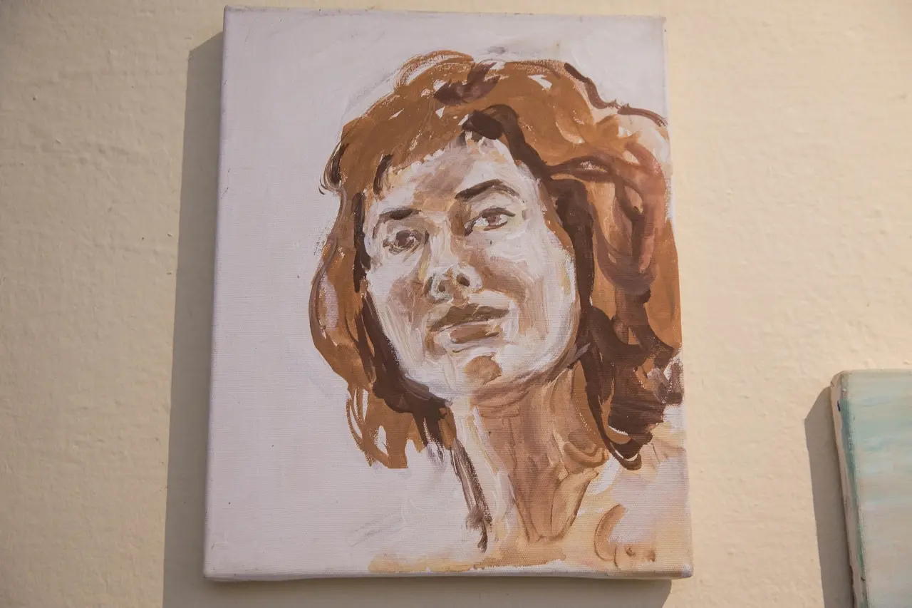 Telas físicas estão entre as formas de arte com contribuição para a saúde mental