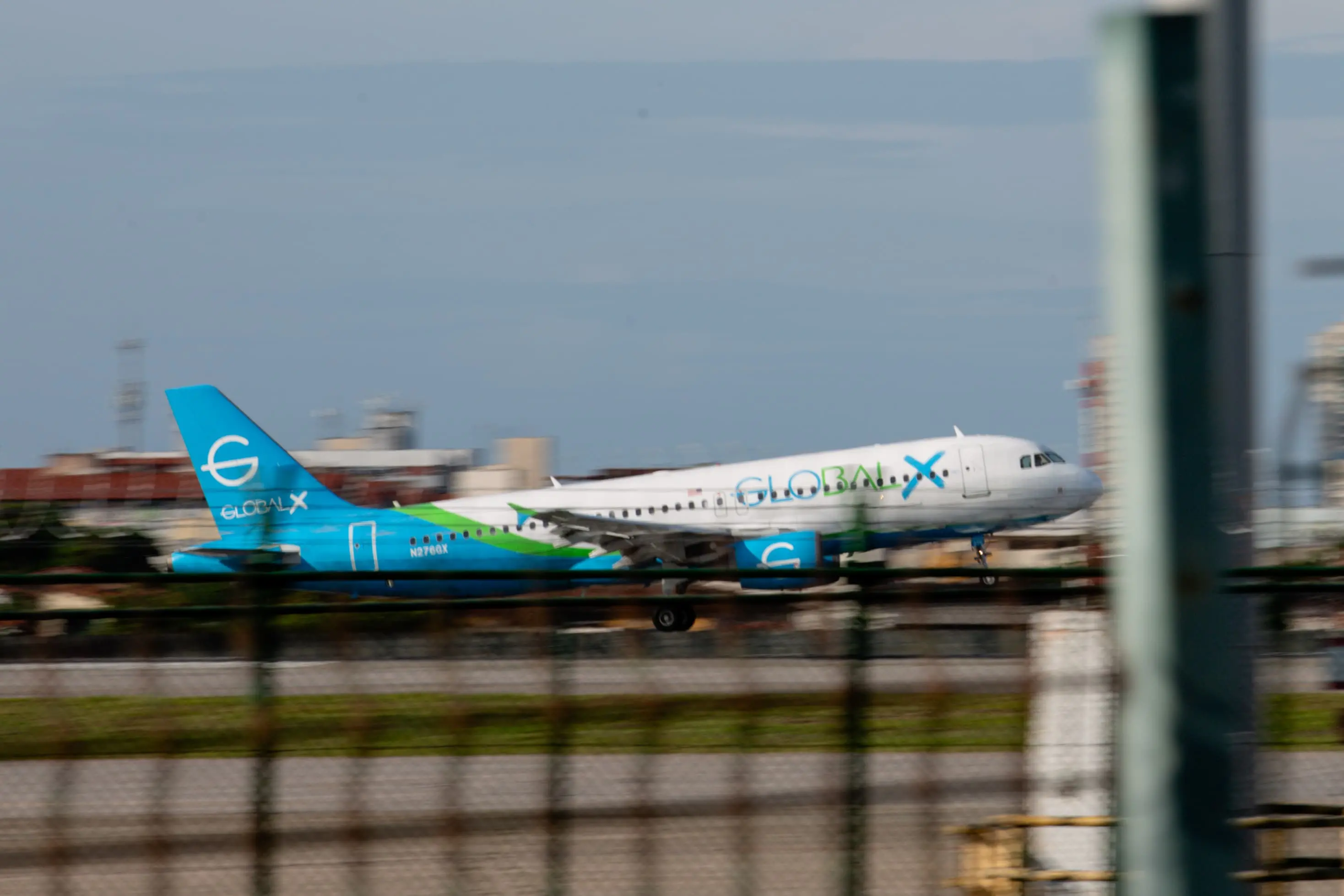 Avião com deportados dos EUA chega a Fortaleza