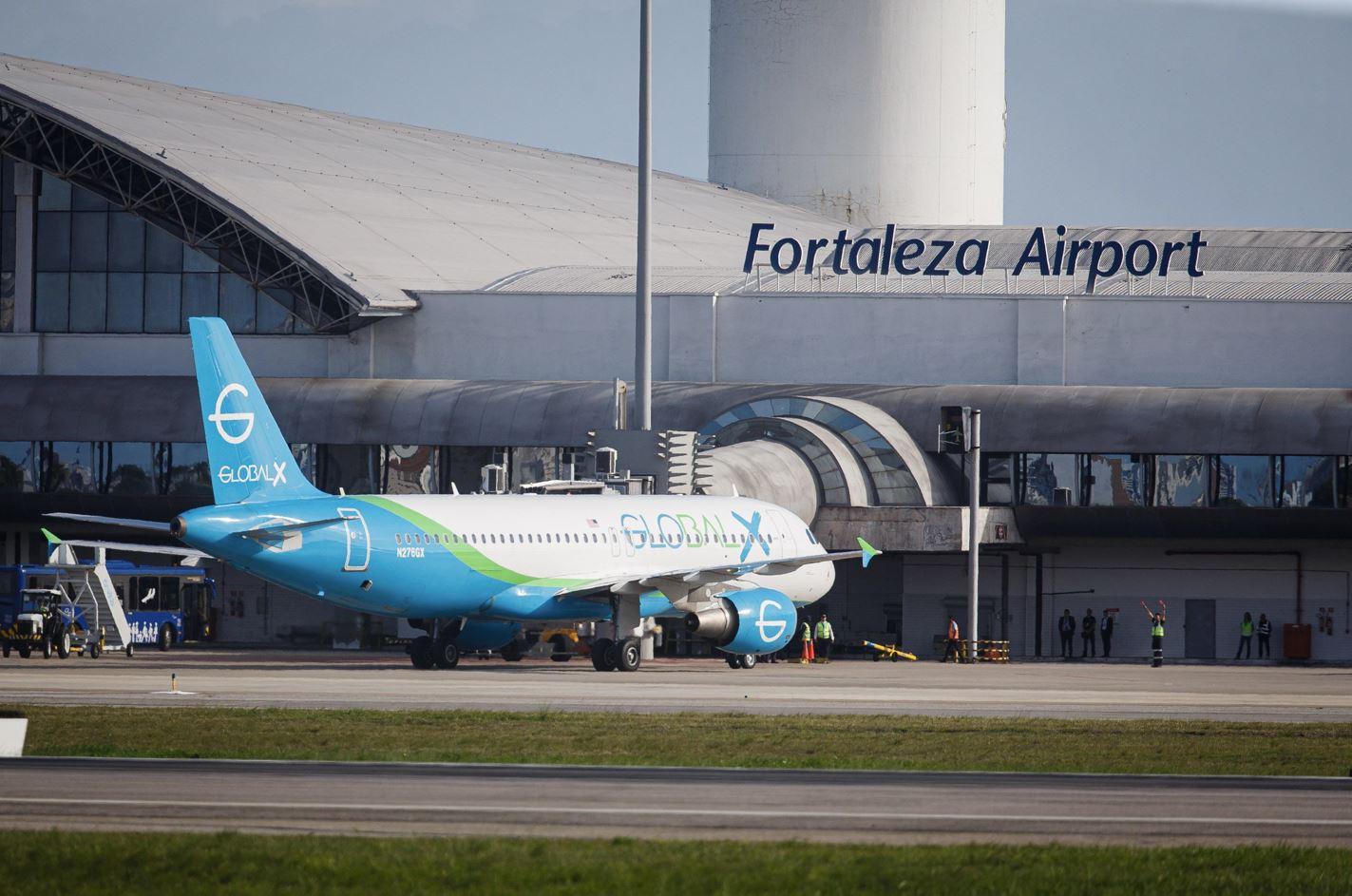 Avião com deportados dos EUA chega a Fortaleza