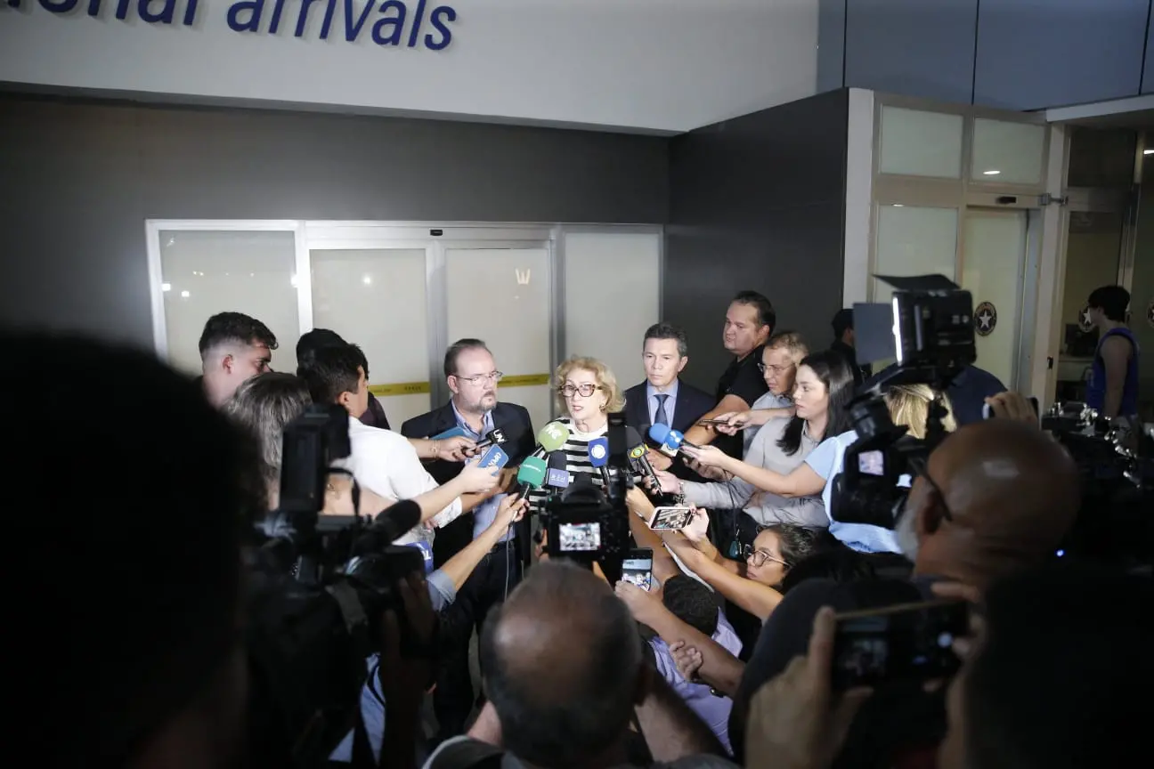 secretária dos Direitos Humanos do Ceará, Socorro França faz declaração sobre brasileiros deportados no Aeroporto de Fortaleza