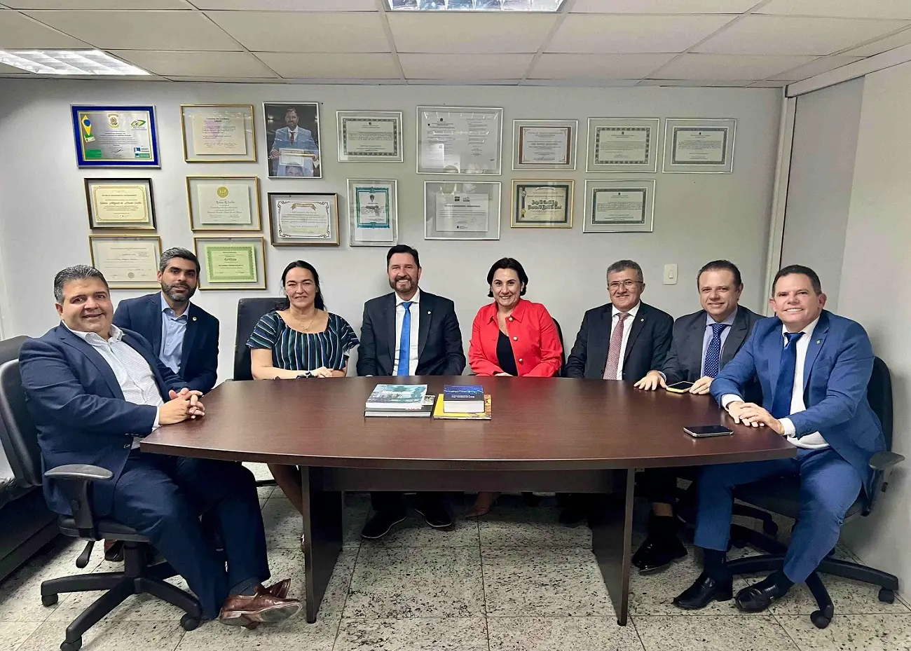 Oposição Assembleia