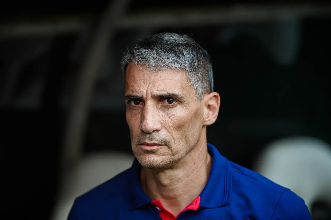 Juan Pablo Vojvoda em ação pelo Fortaleza