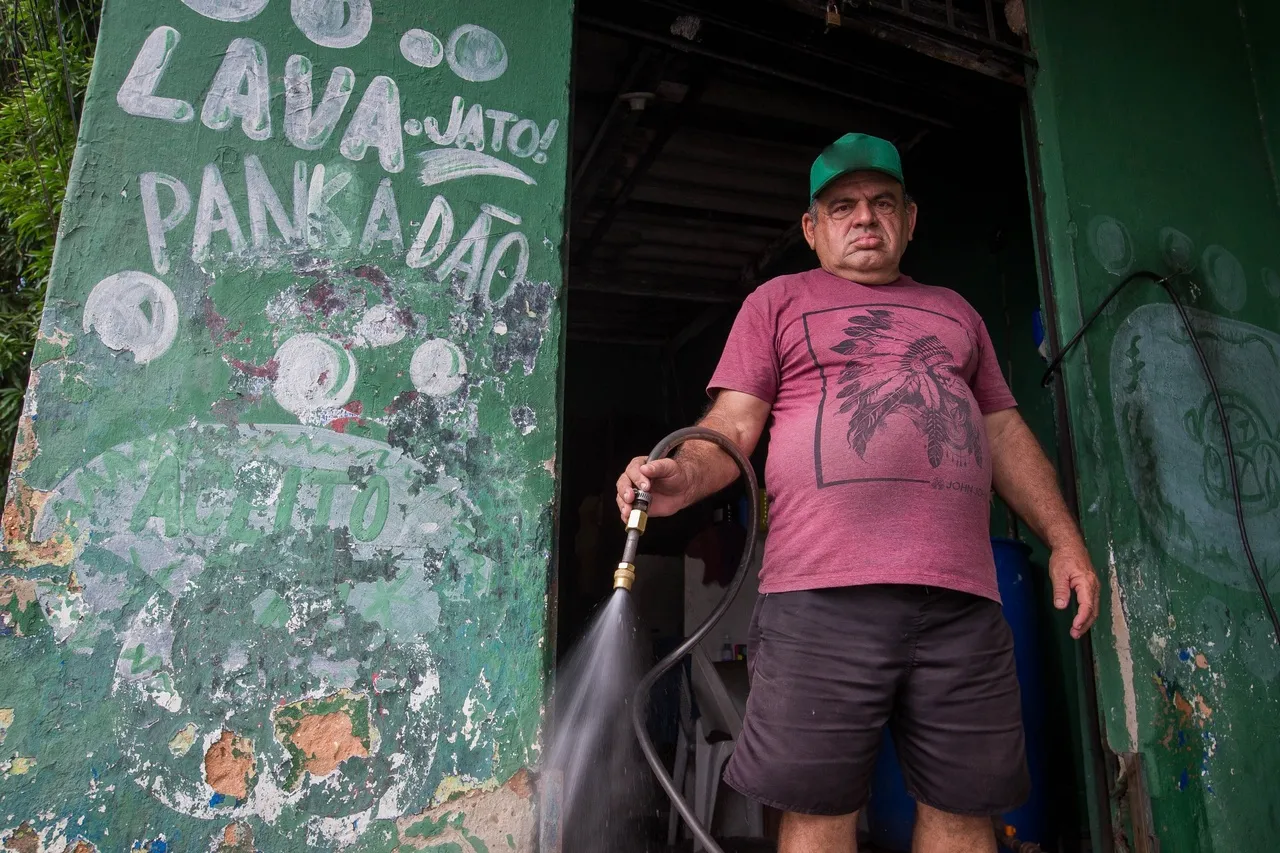 Francisco Eduardo relata com saudosismo tempo em que comércio na Avenida Gomes de Matos era pujante