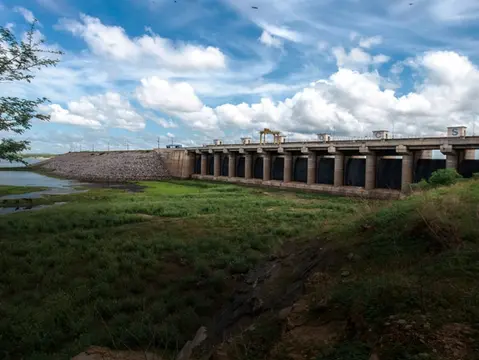 Imagem da notícia: Castanhão: qual a função do maior açude do Brasil planejado há mais 100 anos no Ceará