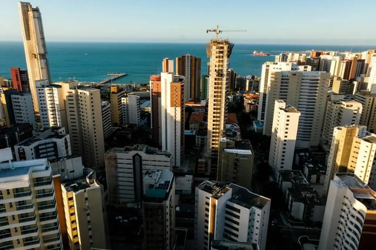 prédios no bairro meireles em fortaleza