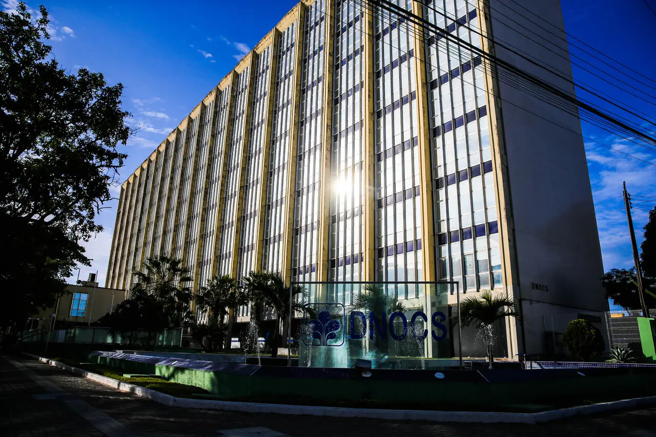 Fachada da sede do DNOCS em Fortaleza