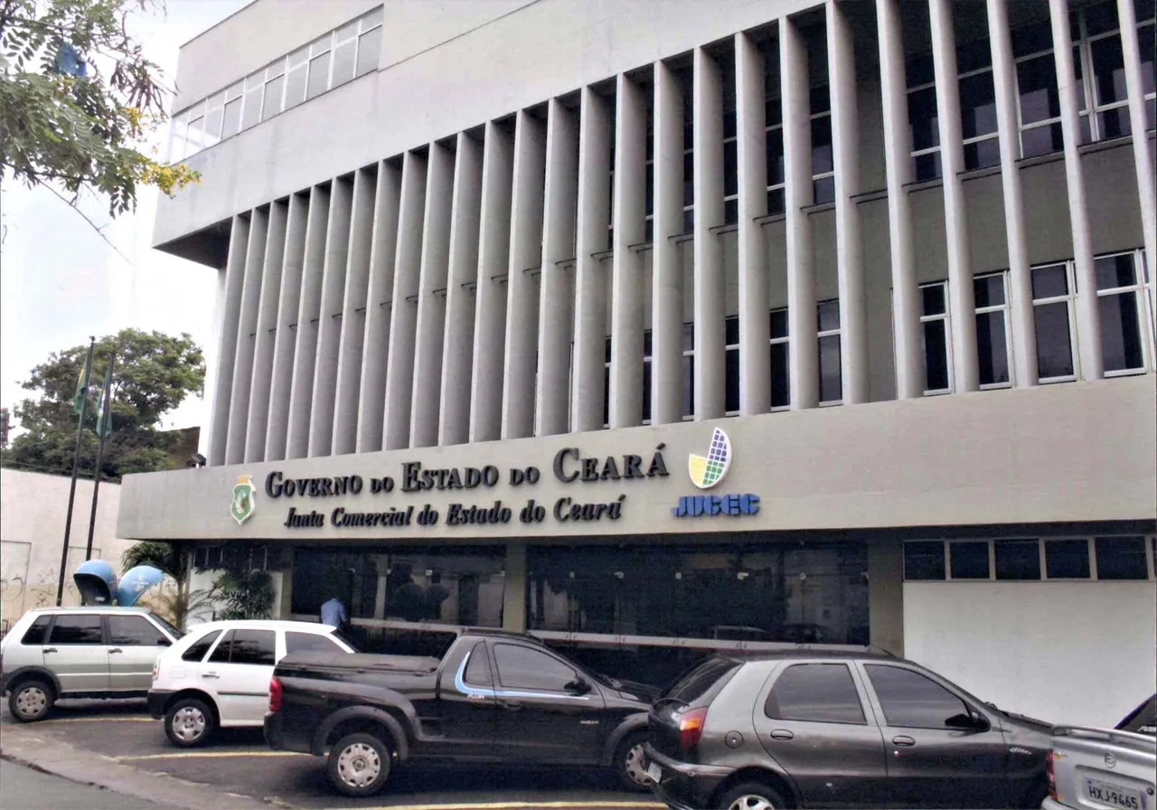 Fachada da Junta Comercial do Ceará