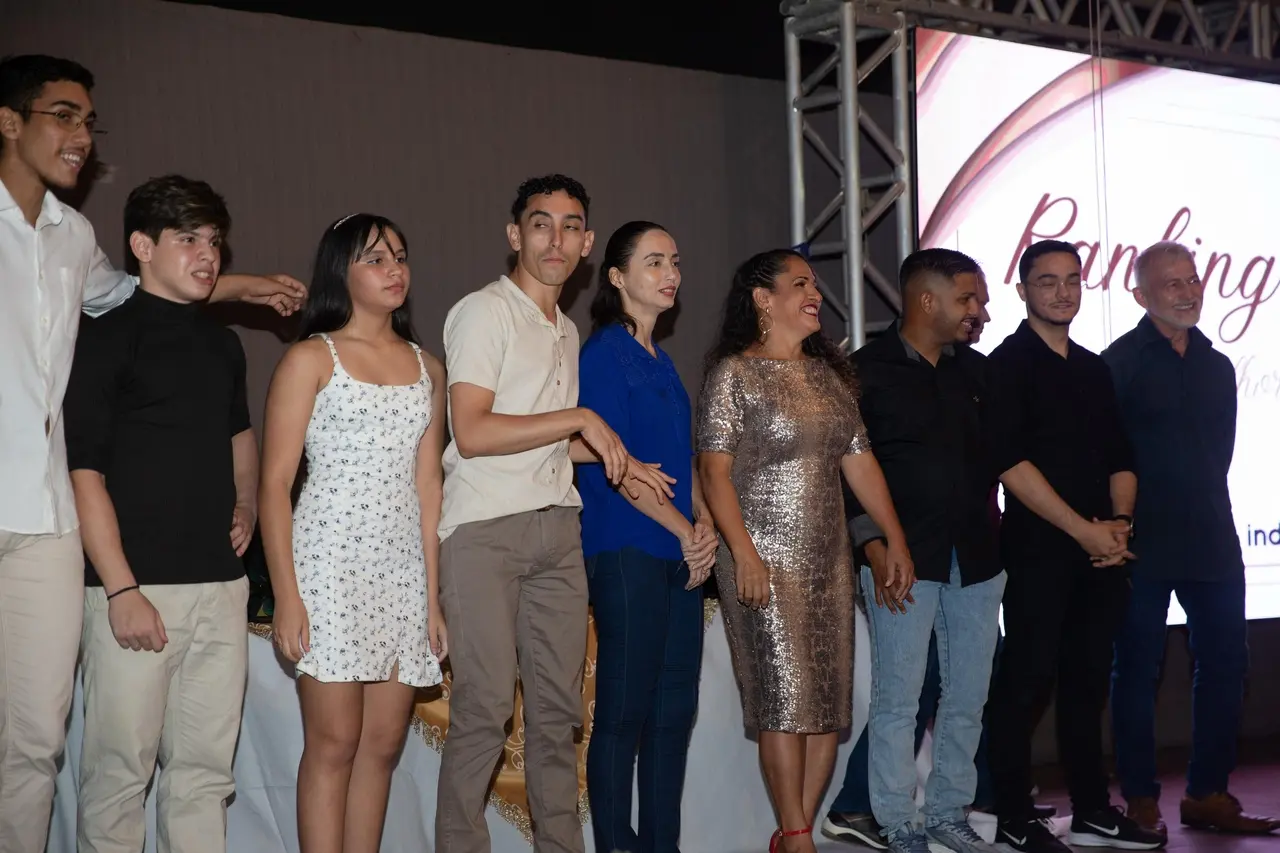 Atletas de karatê foram homenageados na noite deste sábado (22)