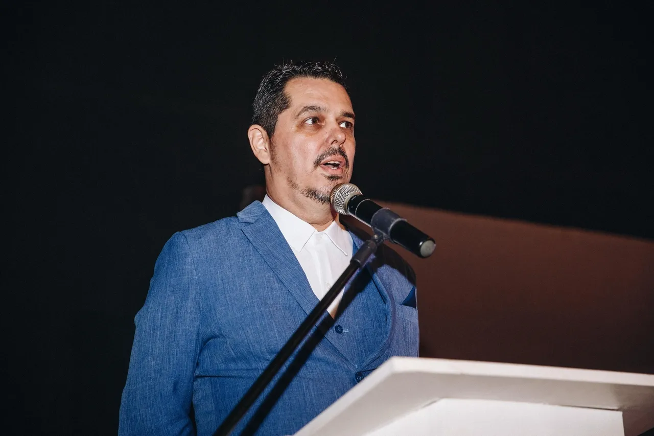 Robyson Régis, presidente da FEEKC