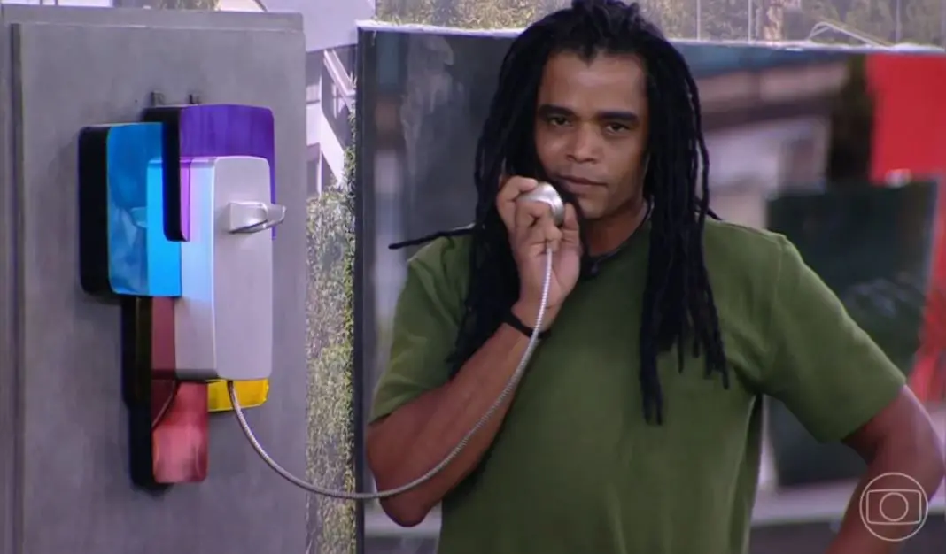 Diogo atendeu big fone